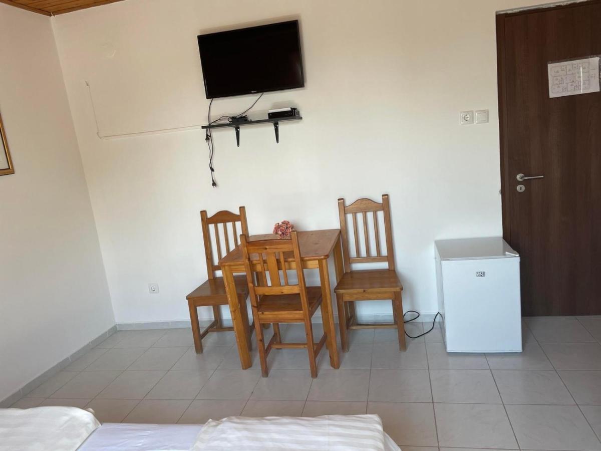 Lelle Centrum Vendeghaz Balatonlelle Luaran gambar